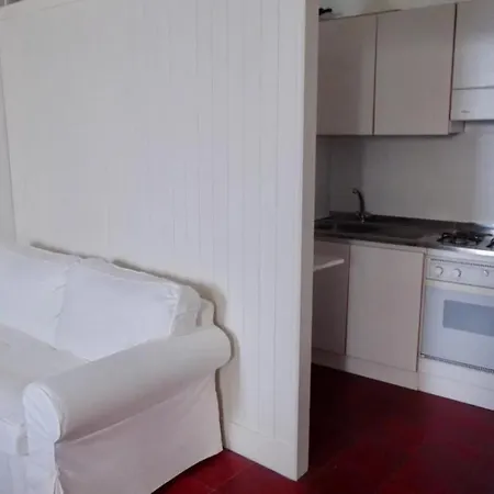 Apartamento S239 - Sirolo, Trilocale In Piazza Con Aria Condizionata Sirolo