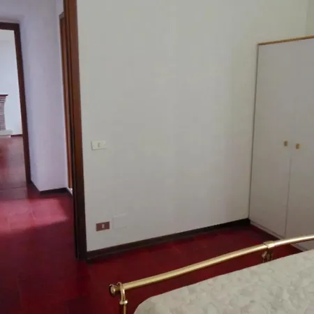 S239 - Sirolo, Trilocale In Piazza Con Aria Condizionata Apartamento